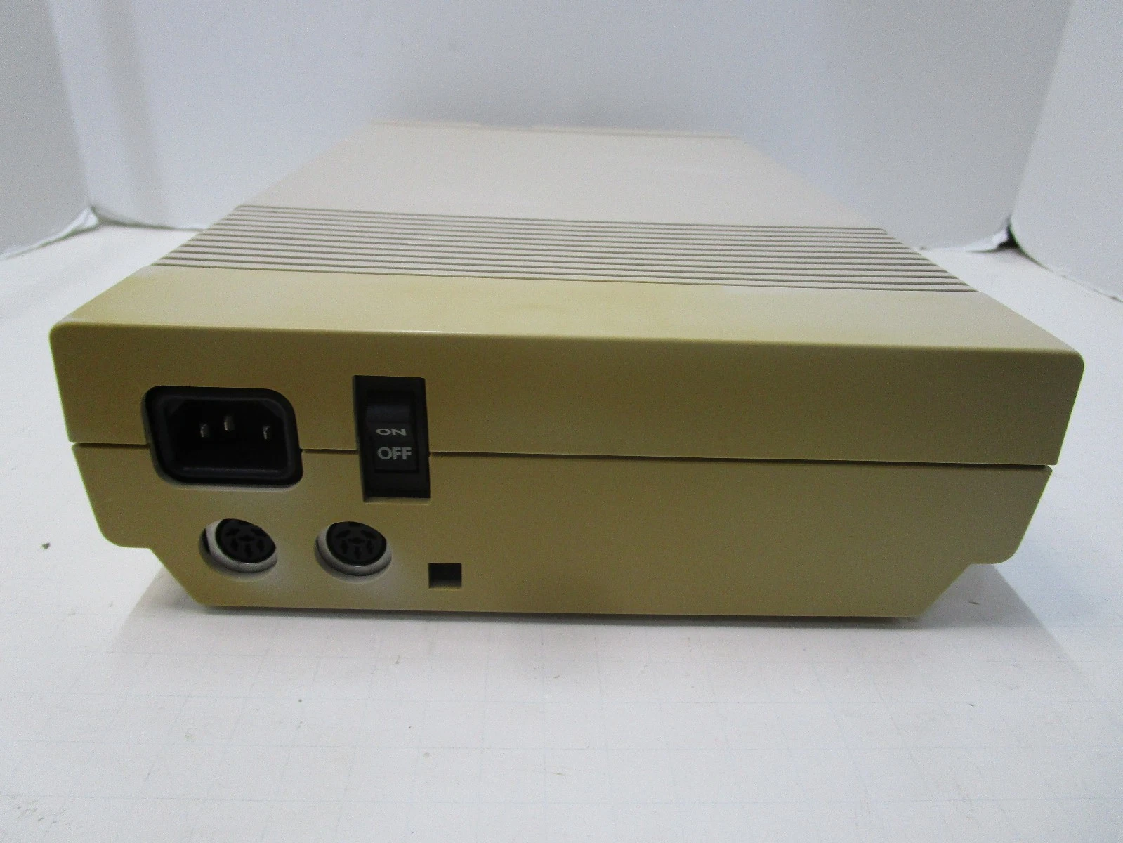 Commodore 1571 Rear View